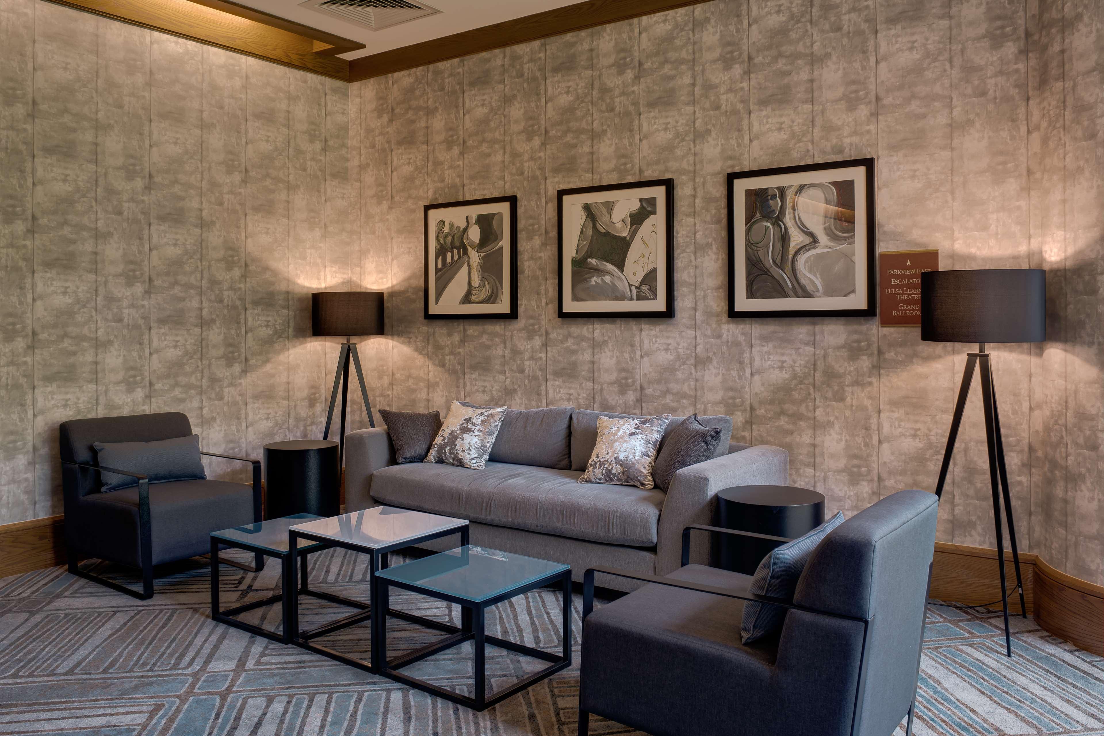Doubletree By Hilton Tulsa - Warren Place Exterior photo